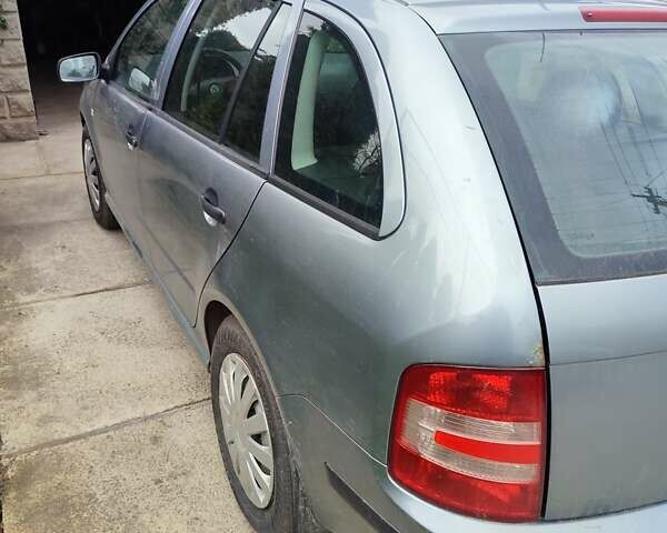 Сірий Шкода Фабія, об'ємом двигуна 1.4 л та пробігом 310 тис. км за 4100 $, фото 9 на Automoto.ua