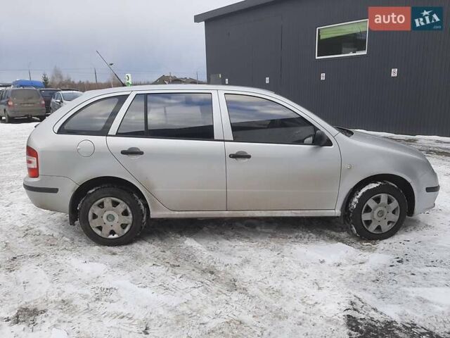 Сірий Шкода Фабія, об'ємом двигуна 1.2 л та пробігом 88 тис. км за 4300 $, фото 8 на Automoto.ua