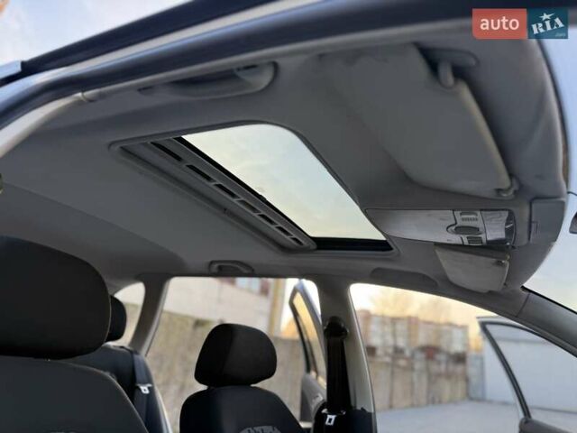 Сірий Шкода Фабія, об'ємом двигуна 1.39 л та пробігом 164 тис. км за 3999 $, фото 24 на Automoto.ua