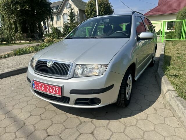 Сірий Шкода Фабія, об'ємом двигуна 1.4 л та пробігом 226 тис. км за 4150 $, фото 1 на Automoto.ua