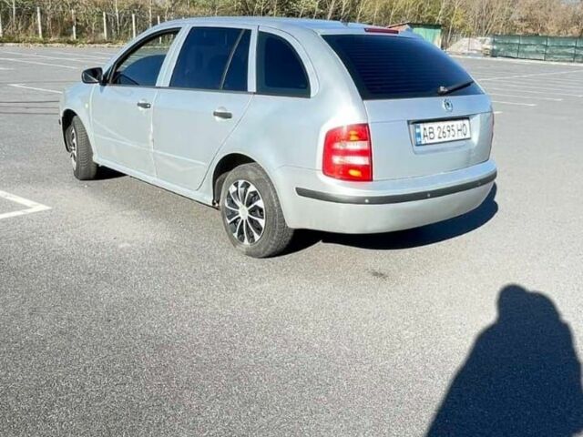 Серый Шкода Фабия, объемом двигателя 1.2 л и пробегом 282 тыс. км за 3100 $, фото 3 на Automoto.ua