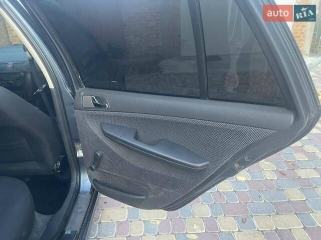 Сірий Шкода Фабія, об'ємом двигуна 1.39 л та пробігом 197 тис. км за 3600 $, фото 12 на Automoto.ua