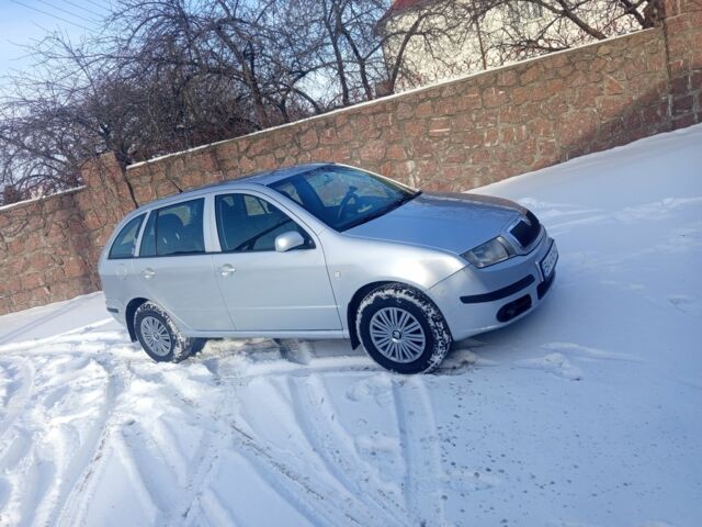 Сірий Шкода Фабія, об'ємом двигуна 1.2 л та пробігом 200 тис. км за 3600 $, фото 8 на Automoto.ua