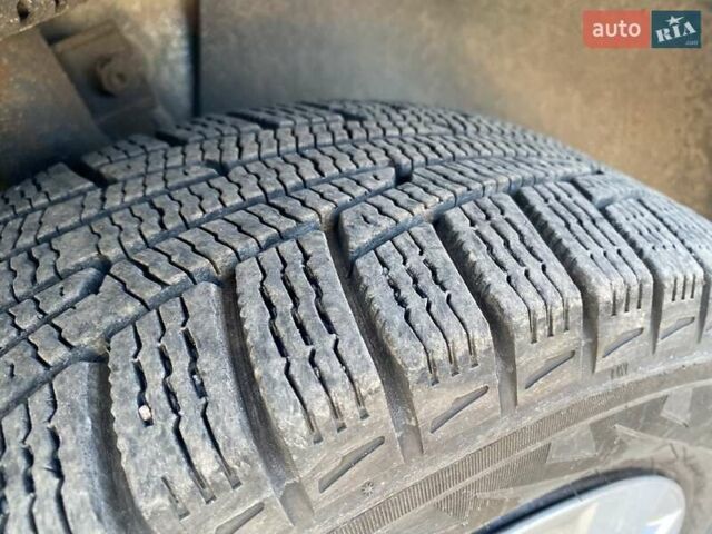 Сірий Шкода Фабія, об'ємом двигуна 1.2 л та пробігом 180 тис. км за 3300 $, фото 12 на Automoto.ua