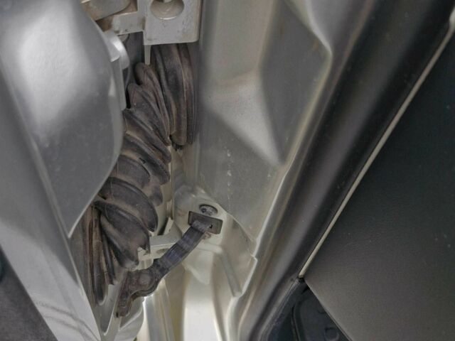 Сірий Шкода Фабія, об'ємом двигуна 1.2 л та пробігом 268 тис. км за 2950 $, фото 17 на Automoto.ua