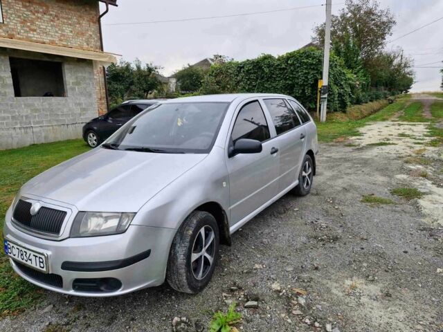 Сірий Шкода Фабія, об'ємом двигуна 1.2 л та пробігом 268 тис. км за 2950 $, фото 1 на Automoto.ua