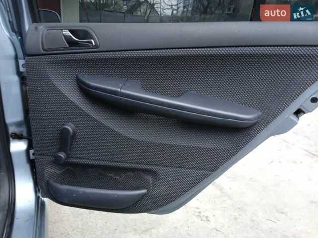 Серый Шкода Фабия, объемом двигателя 1.2 л и пробегом 290 тыс. км за 3400 $, фото 23 на Automoto.ua