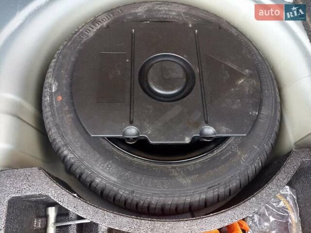 Шкода Фабия 2006 в Полтаве на Automoto.ua Серый Шкода Фабия, объемом двигателя 1.39 л и пробегом 218 тыс. км за 5100 $, фото 8 на Automoto.ua