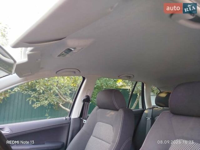 Сірий Шкода Фабія, об'ємом двигуна 1.4 л та пробігом 188 тис. км за 4999 $, фото 41 на Automoto.ua