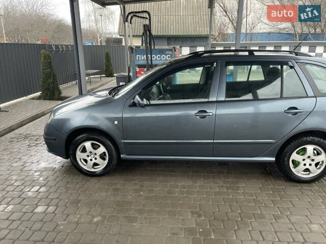 Серый Шкода Фабия, объемом двигателя 1.4 л и пробегом 340 тыс. км за 4500 $, фото 5 на Automoto.ua
