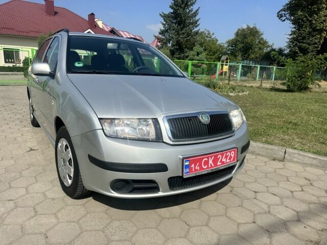 Сірий Шкода Фабія, об'ємом двигуна 1.4 л та пробігом 226 тис. км за 4150 $, фото 12 на Automoto.ua