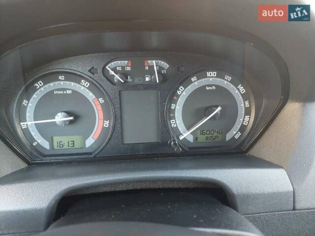 Шкода Фабия 2006 в Тысменице на Automoto.ua Серый Шкода Фабия, объемом двигателя 1.4 л и пробегом 160 тыс. км за 3950 $, фото 32 на Automoto.ua