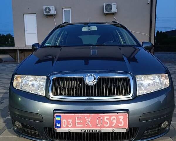 Сірий Шкода Фабія, об'ємом двигуна 1.4 л та пробігом 193 тис. км за 4800 $, фото 6 на Automoto.ua