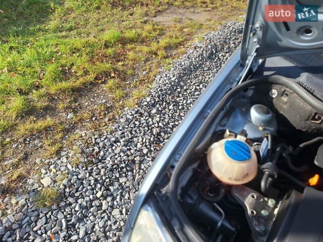 Сірий Шкода Фабія, об'ємом двигуна 1.4 л та пробігом 215 тис. км за 2800 $, фото 16 на Automoto.ua