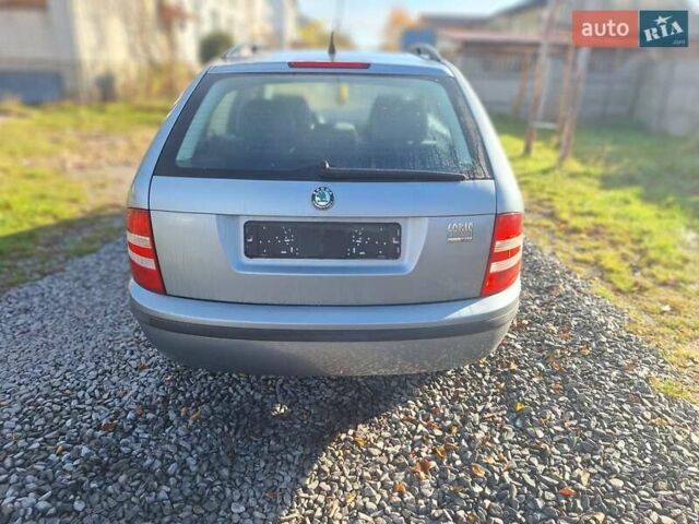 Сірий Шкода Фабія, об'ємом двигуна 1.4 л та пробігом 215 тис. км за 2800 $, фото 8 на Automoto.ua