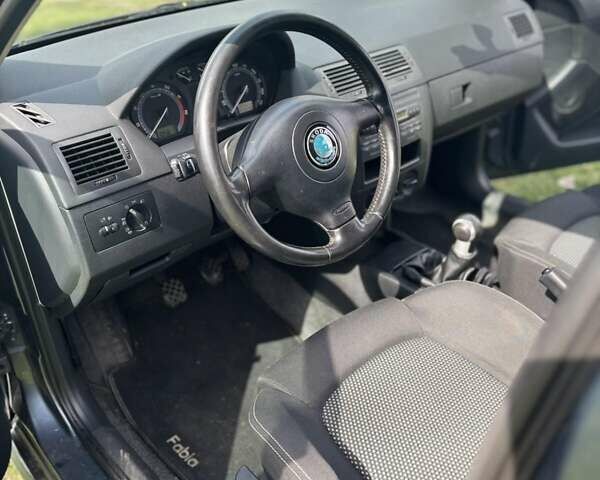 Сірий Шкода Фабія, об'ємом двигуна 1.4 л та пробігом 193 тис. км за 4800 $, фото 30 на Automoto.ua