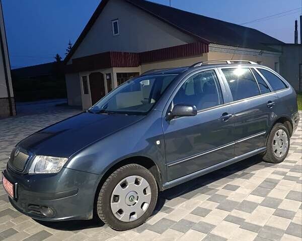 Сірий Шкода Фабія, об'ємом двигуна 1.4 л та пробігом 193 тис. км за 4800 $, фото 23 на Automoto.ua