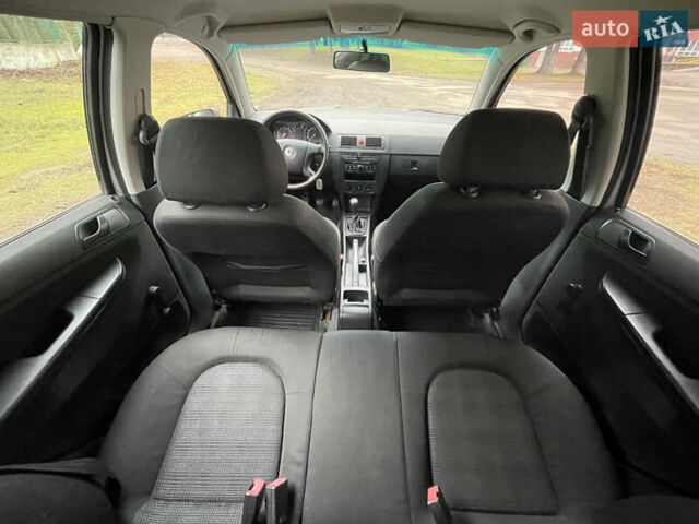 Серый Шкода Фабия, объемом двигателя 1.2 л и пробегом 175 тыс. км за 2800 $, фото 33 на Automoto.ua