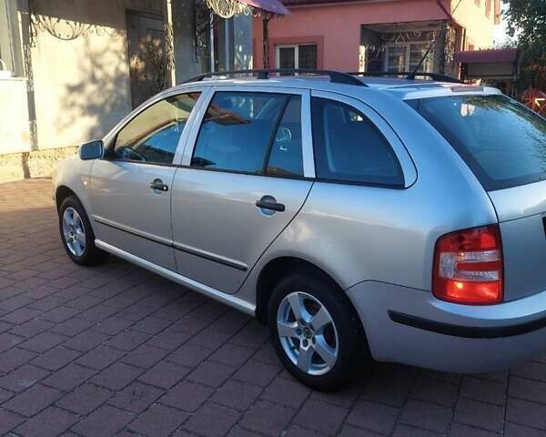 Шкода Фабия 2006 в Тысменице на Automoto.ua Серый Шкода Фабия, объемом двигателя 1.4 л и пробегом 160 тыс. км за 3950 $, фото 28 на Automoto.ua
