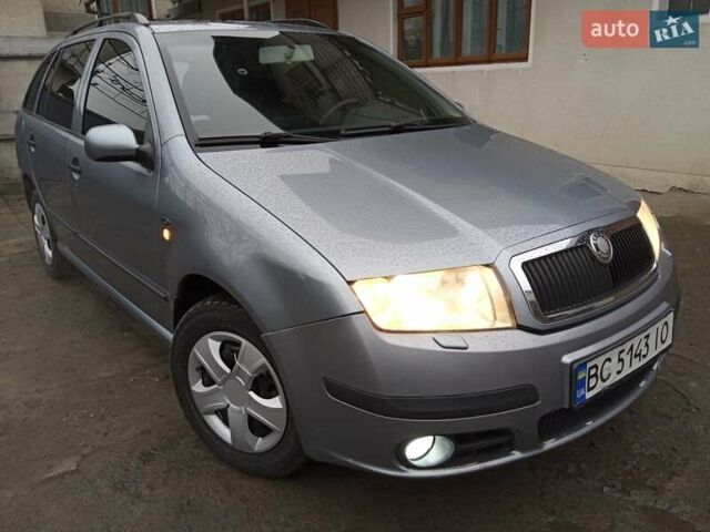 Серый Шкода Фабия, объемом двигателя 1.2 л и пробегом 290 тыс. км за 3400 $, фото 1 на Automoto.ua