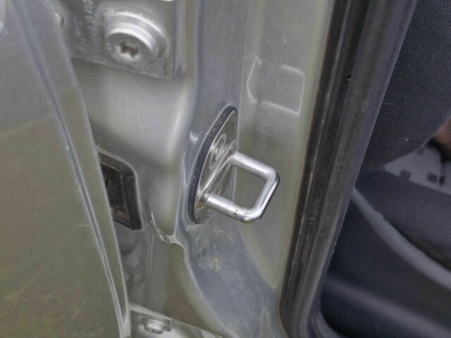 Сірий Шкода Фабія, об'ємом двигуна 1.2 л та пробігом 268 тис. км за 2950 $, фото 15 на Automoto.ua