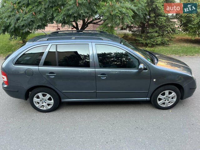 Сірий Шкода Фабія, об'ємом двигуна 0 л та пробігом 208 тис. км за 4700 $, фото 6 на Automoto.ua
