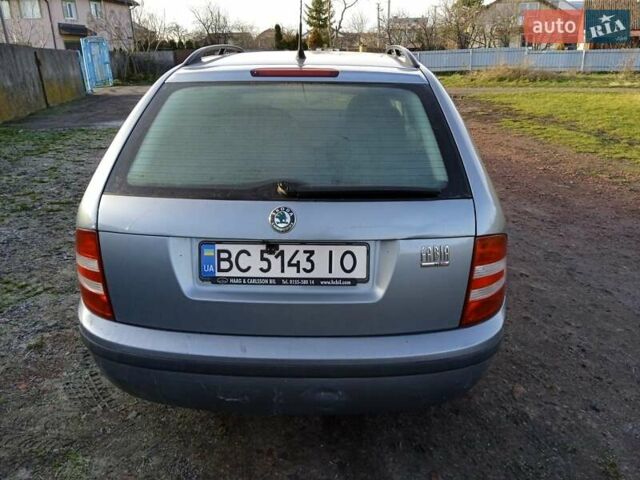 Серый Шкода Фабия, объемом двигателя 1.2 л и пробегом 290 тыс. км за 3000 $, фото 3 на Automoto.ua