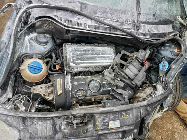 Сірий Шкода Фабія, об'ємом двигуна 1.4 л та пробігом 209 тис. км за 1500 $, фото 4 на Automoto.ua