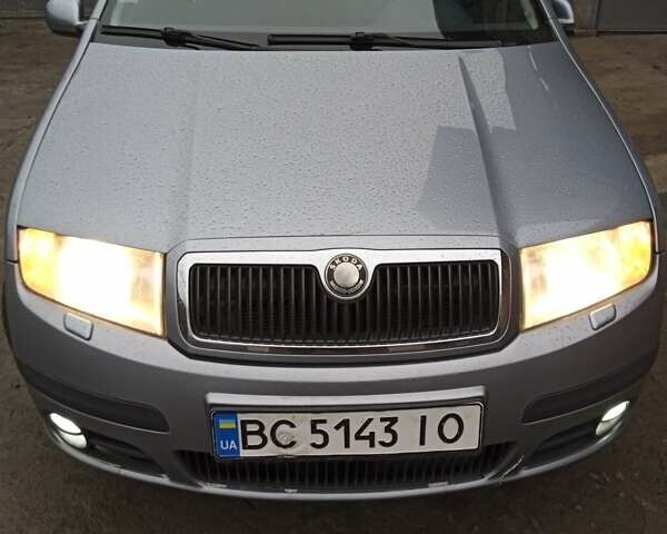 Серый Шкода Фабия, объемом двигателя 1.2 л и пробегом 290 тыс. км за 3400 $, фото 7 на Automoto.ua