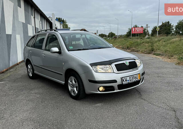 Сірий Шкода Фабія, об'ємом двигуна 1.4 л та пробігом 207 тис. км за 5700 $, фото 14 на Automoto.ua