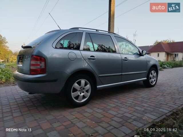 Сірий Шкода Фабія, об'ємом двигуна 1.4 л та пробігом 188 тис. км за 4999 $, фото 88 на Automoto.ua
