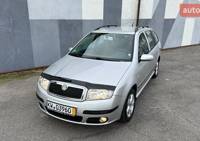 Сірий Шкода Фабія, об'ємом двигуна 1.4 л та пробігом 207 тис. км за 5700 $, фото 16 на Automoto.ua
