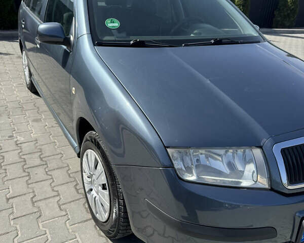 Сірий Шкода Фабія, об'ємом двигуна 1.2 л та пробігом 267 тис. км за 3600 $, фото 8 на Automoto.ua