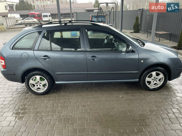 Серый Шкода Фабия, объемом двигателя 1.4 л и пробегом 340 тыс. км за 4500 $, фото 4 на Automoto.ua