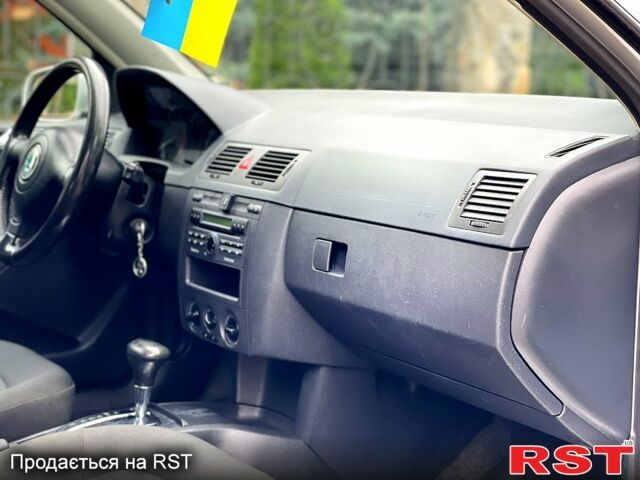 Серый Шкода Фабия, объемом двигателя 14 л и пробегом 0 тыс. км за 5300 $, фото 4 на Automoto.ua