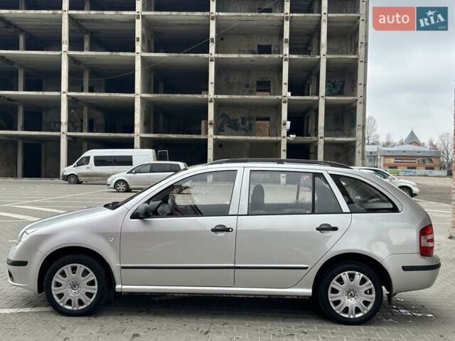 Серый Шкода Фабия, объемом двигателя 1.39 л и пробегом 164 тыс. км за 4299 $, фото 12 на Automoto.ua