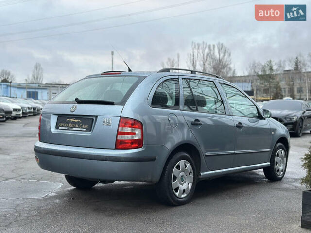 Серый Шкода Фабия, объемом двигателя 1.4 л и пробегом 195 тыс. км за 4999 $, фото 9 на Automoto.ua