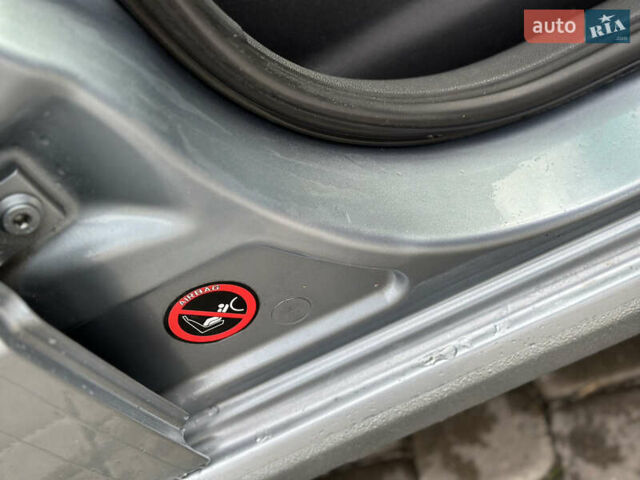 Серый Шкода Фабия, объемом двигателя 1.4 л и пробегом 270 тыс. км за 2550 $, фото 8 на Automoto.ua