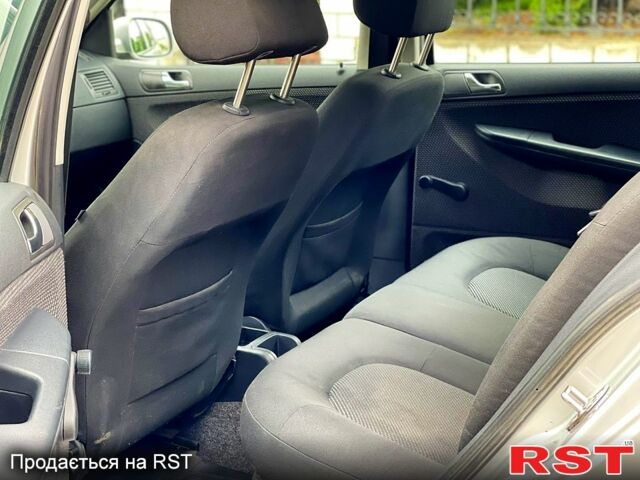 Серый Шкода Фабия, объемом двигателя 14 л и пробегом 0 тыс. км за 5300 $, фото 3 на Automoto.ua