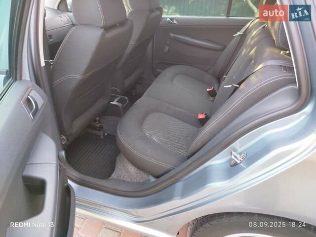 Сірий Шкода Фабія, об'ємом двигуна 1.4 л та пробігом 188 тис. км за 4999 $, фото 47 на Automoto.ua
