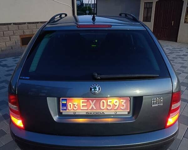 Сірий Шкода Фабія, об'ємом двигуна 1.4 л та пробігом 193 тис. км за 4800 $, фото 14 на Automoto.ua