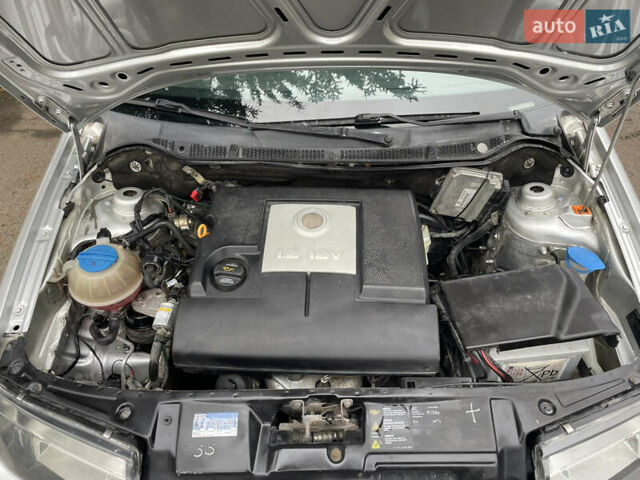 Серый Шкода Фабия, объемом двигателя 1.2 л и пробегом 175 тыс. км за 2800 $, фото 37 на Automoto.ua