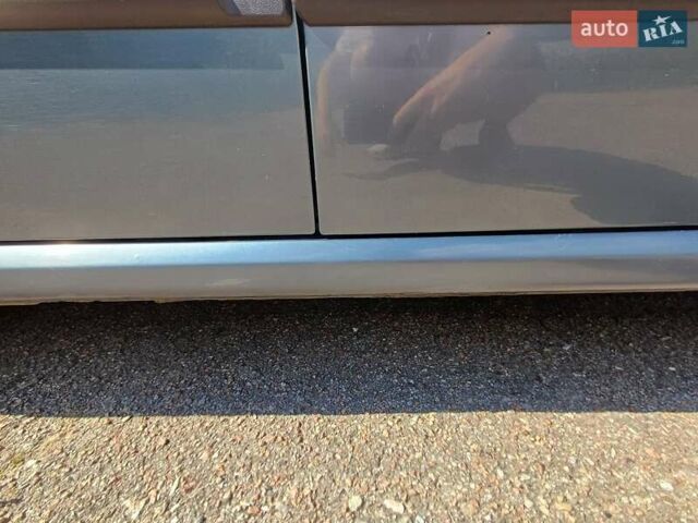 Серый Шкода Фабия, объемом двигателя 1.39 л и пробегом 261 тыс. км за 3999 $, фото 15 на Automoto.ua