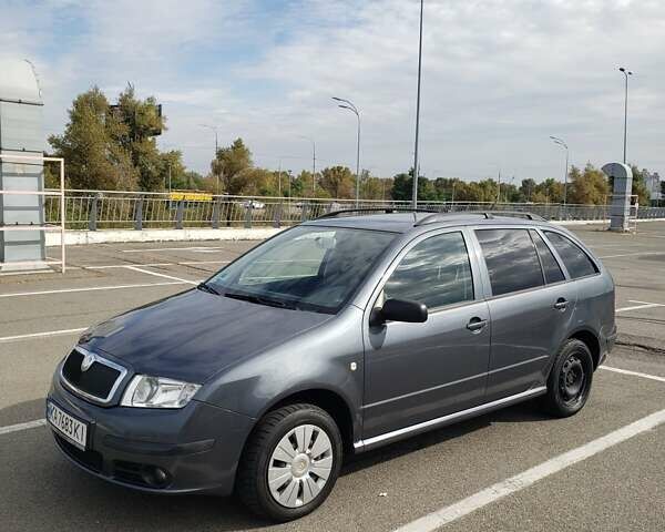 Сірий Шкода Фабія, об'ємом двигуна 1.39 л та пробігом 252 тис. км за 4000 $, фото 14 на Automoto.ua