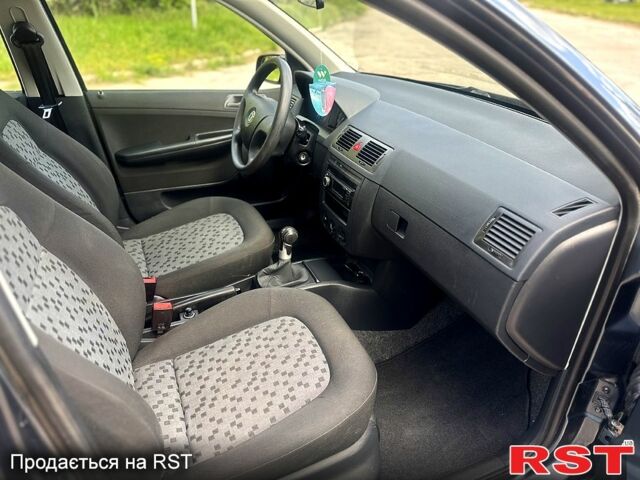 Сірий Шкода Фабія, об'ємом двигуна 1.2 л та пробігом 180 тис. км за 3200 $, фото 11 на Automoto.ua