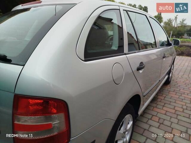 Сірий Шкода Фабія, об'ємом двигуна 1.4 л та пробігом 178 тис. км за 5000 $, фото 28 на Automoto.ua