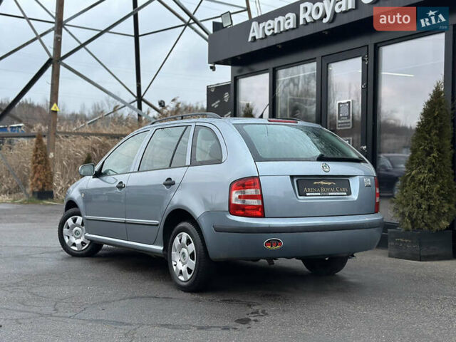 Серый Шкода Фабия, объемом двигателя 1.4 л и пробегом 195 тыс. км за 4999 $, фото 3 на Automoto.ua