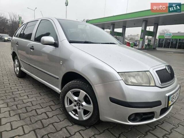 Серый Шкода Фабия, объемом двигателя 1.4 л и пробегом 159 тыс. км за 4800 $, фото 21 на Automoto.ua