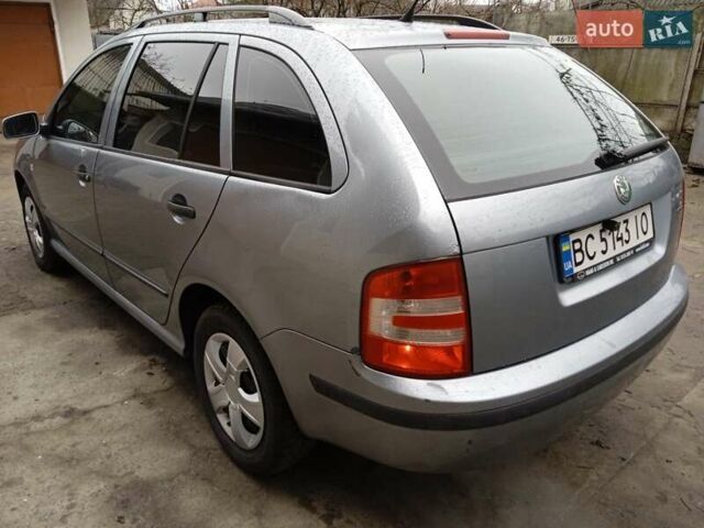 Серый Шкода Фабия, объемом двигателя 1.2 л и пробегом 290 тыс. км за 3400 $, фото 6 на Automoto.ua