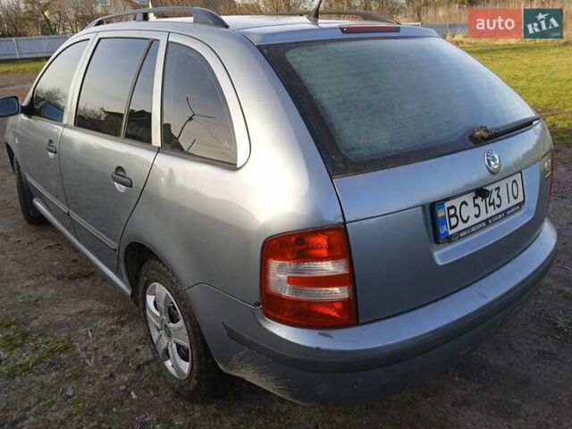 Серый Шкода Фабия, объемом двигателя 1.2 л и пробегом 290 тыс. км за 3000 $, фото 5 на Automoto.ua